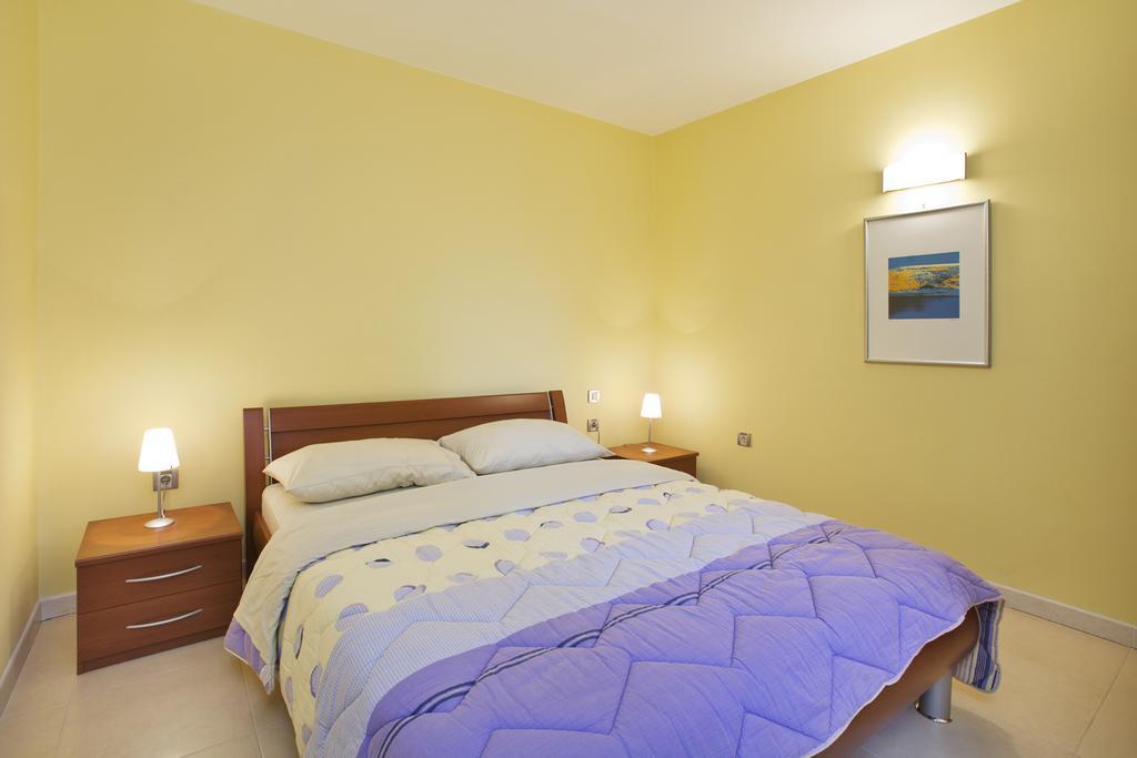 Casa M Rabac Daire Oda fotoğraf